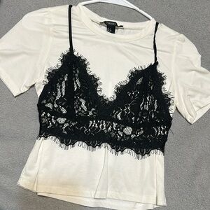 White and black crop top shirt from forever 21. Never have been worn.